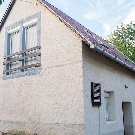 Hegyestű-lába Vendégház Zánka Exterior foto